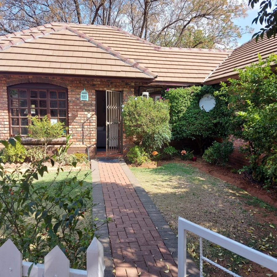 To Let 2 Bedroom Property for Rent in Langenhovenpark Free State